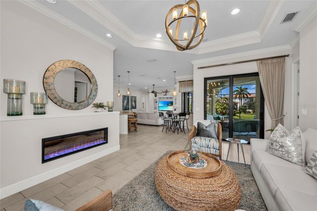 6224 SIGNATURE POINTE LANE, Bradenton, FL 34210