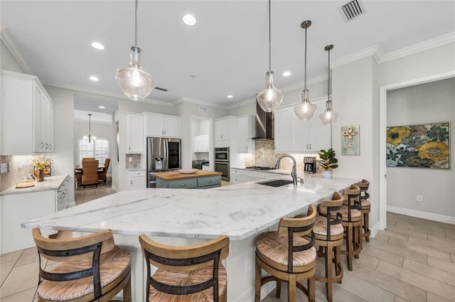 6224 SIGNATURE POINTE LANE, Bradenton, FL 34210