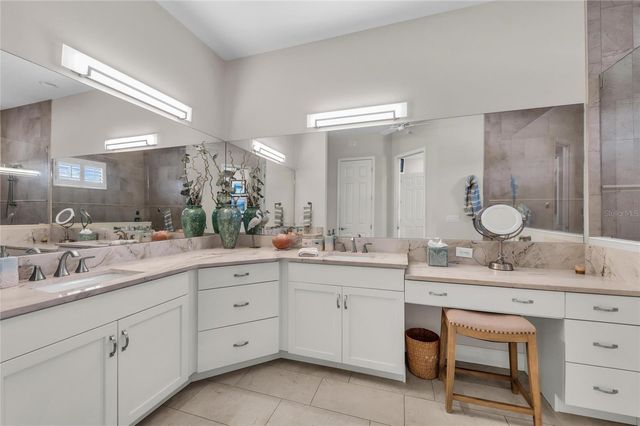 6224 SIGNATURE POINTE LANE, Bradenton, FL 34210