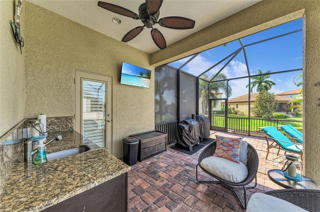 6224 SIGNATURE POINTE LANE, Bradenton, FL 34210