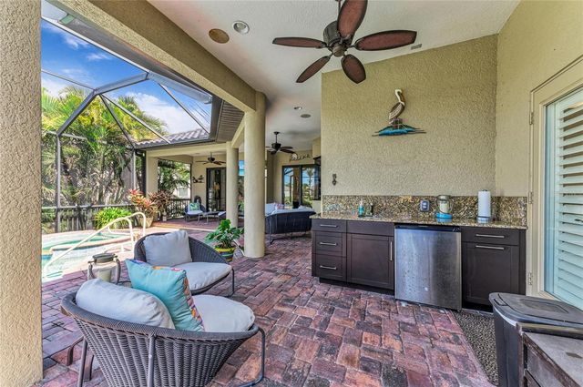 6224 SIGNATURE POINTE LANE, Bradenton, FL 34210