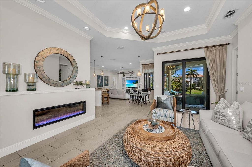 Image 12 of property listing at 6224 SIGNATURE POINTE LANE, Bradenton, FL 34210