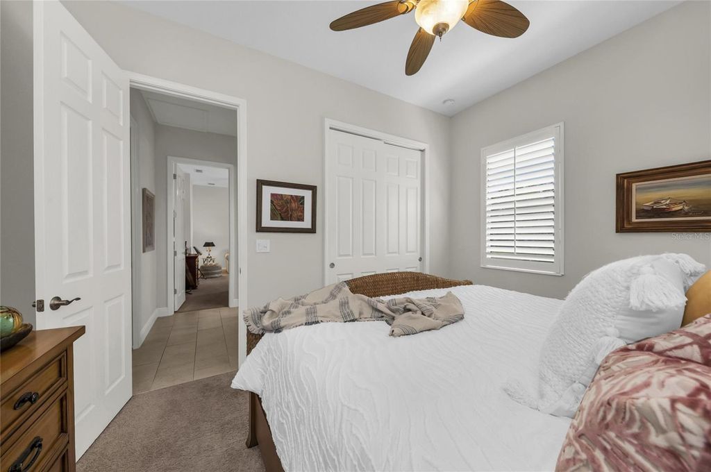 Image 41 of property listing at 6224 SIGNATURE POINTE LANE, Bradenton, FL 34210