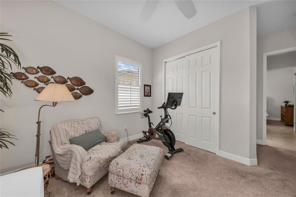 Image 45 of property listing at 6224 SIGNATURE POINTE LANE, Bradenton, FL 34210