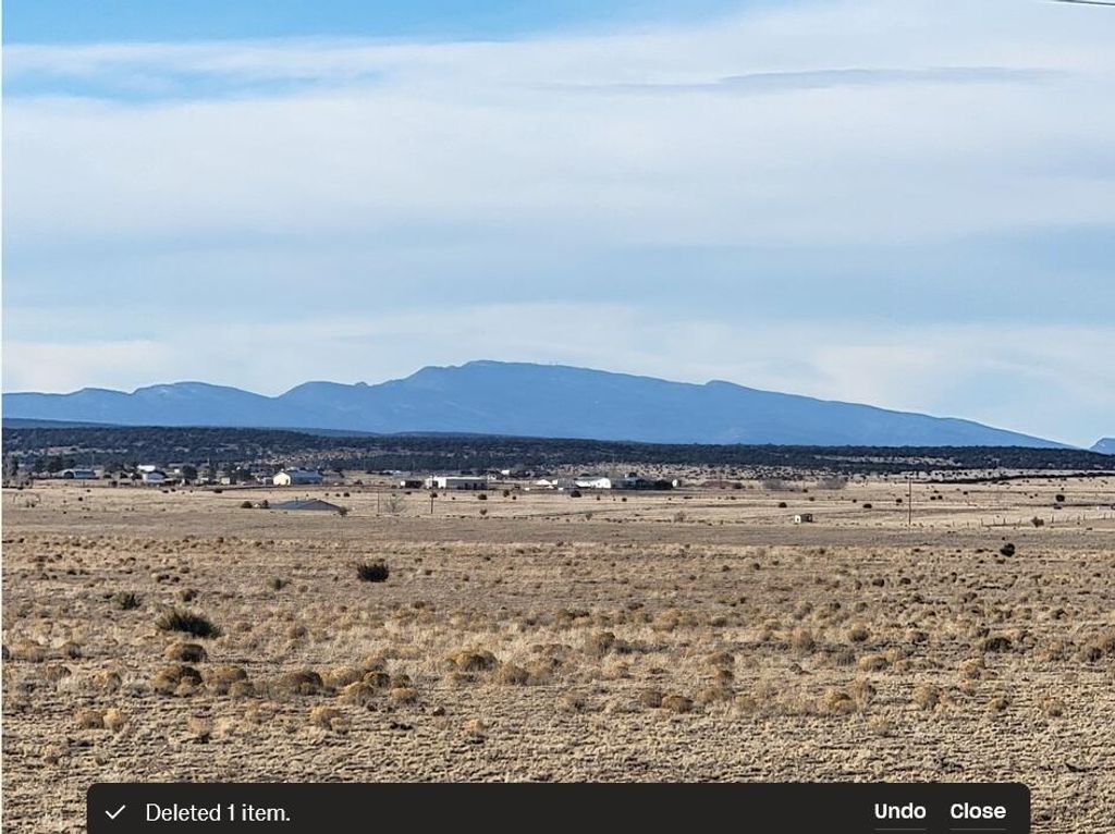 Image 1 of property listing at 211 McNabb Road, Moriarty, NM 87035