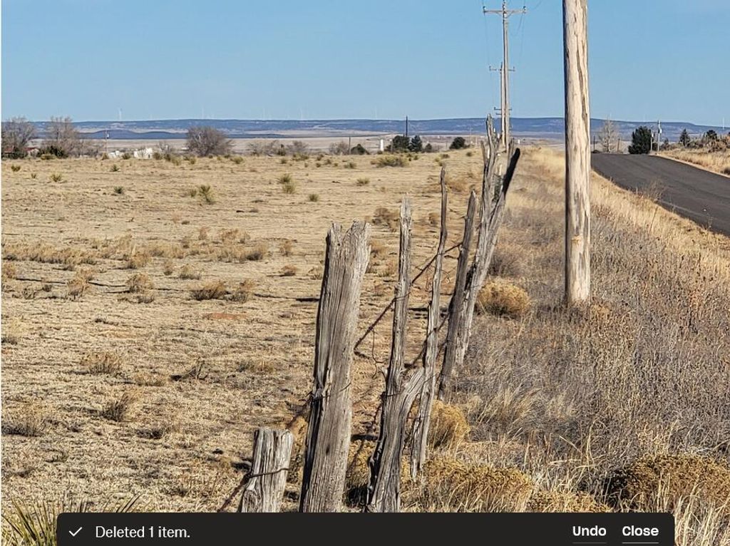 Image 2 of property listing at 211 McNabb Road, Moriarty, NM 87035