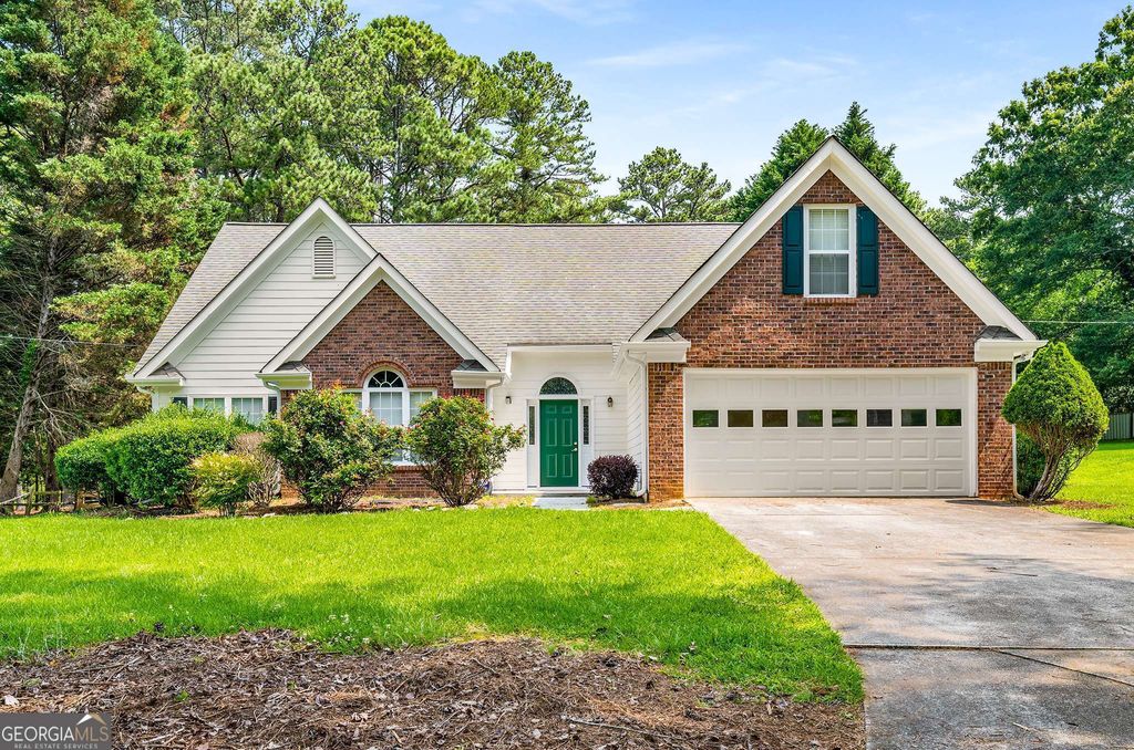 1978 Elmwood Circle, Snellville, GA 30078