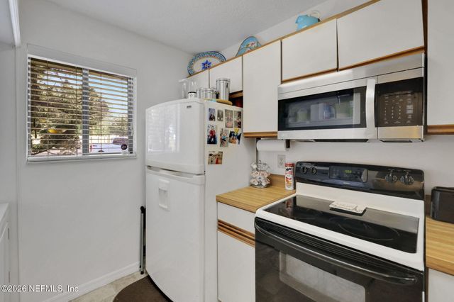 85 DEBARRY Avenue 1002, Orange Park, FL 32073