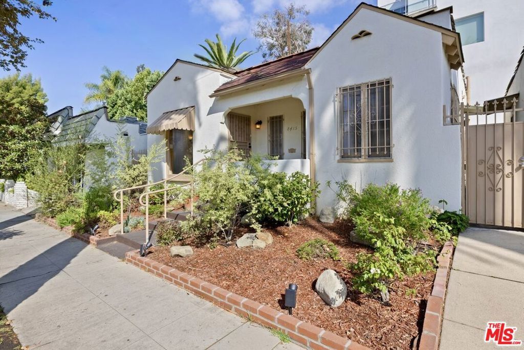 8415 Rosewood Avenue, West Hollywood, CA 90048