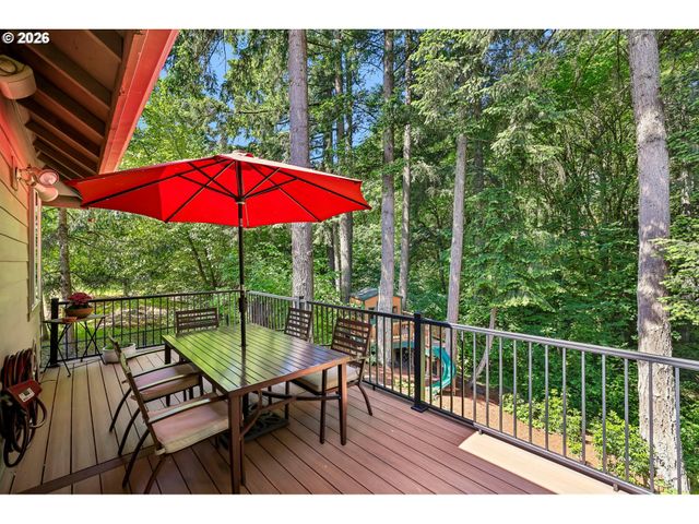 8297 Sw HAYDEN Dr, Beaverton, OR 97007
