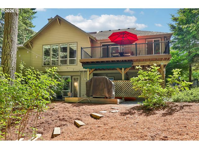 8297 Sw HAYDEN Dr, Beaverton, OR 97007