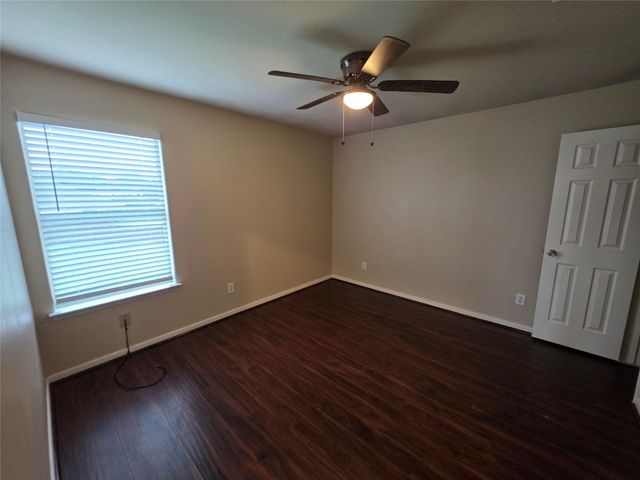 28942 Village Creek Loop, Spring, TX 77386