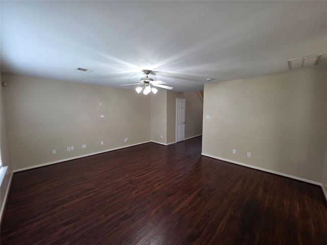 28942 Village Creek Loop, Spring, TX 77386