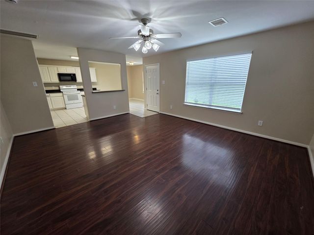 28942 Village Creek Loop, Spring, TX 77386