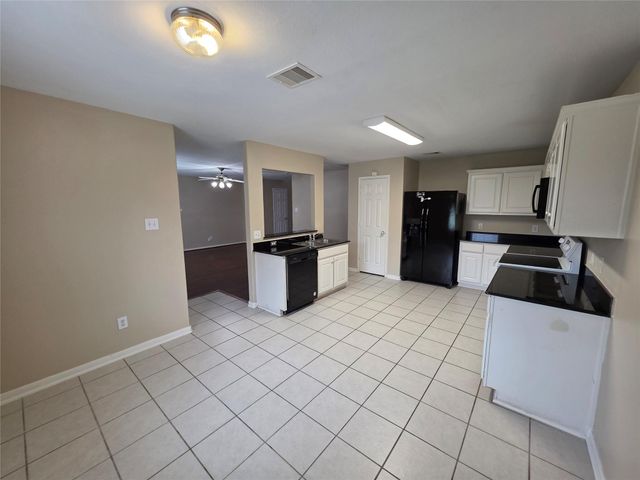 28942 Village Creek Loop, Spring, TX 77386