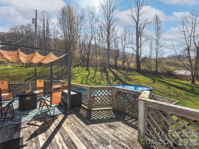 114 Gateway Cove, Canton, NC 28716