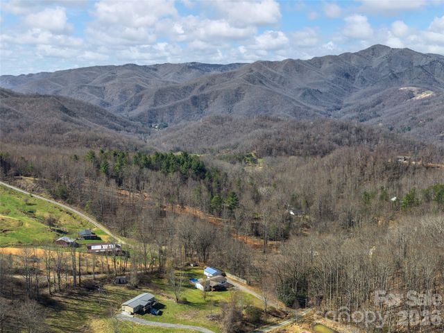 114 Gateway Cove, Canton, NC 28716