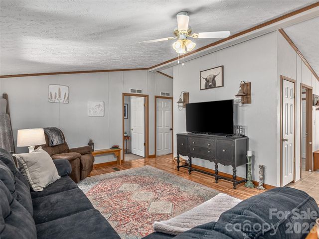 114 Gateway Cove, Canton, NC 28716