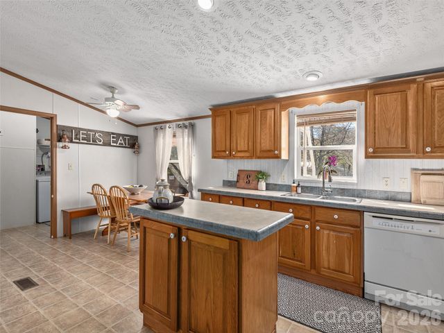 114 Gateway Cove, Canton, NC 28716