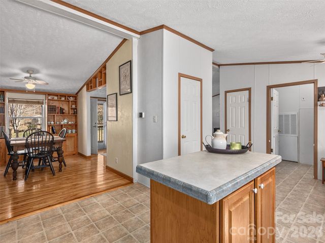 114 Gateway Cove, Canton, NC 28716