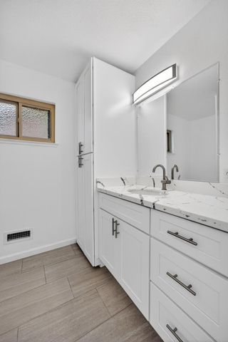 61 Brentford Cir, Sacramento, CA 95823