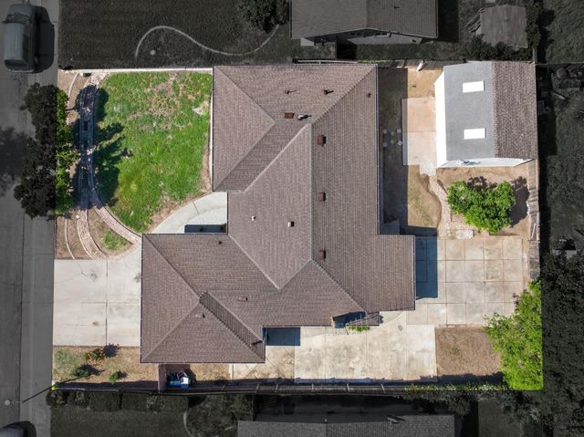 61 Brentford Cir, Sacramento, CA 95823