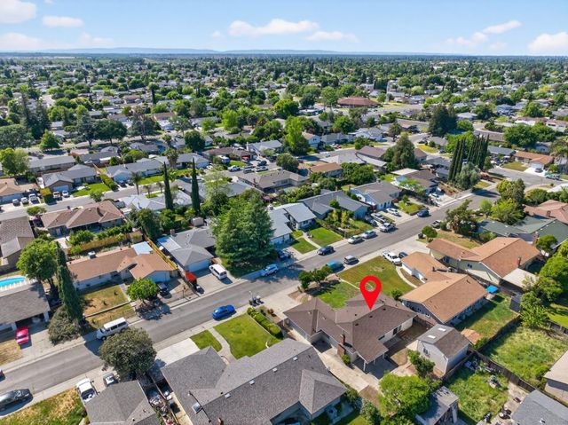 61 Brentford Cir, Sacramento, CA 95823