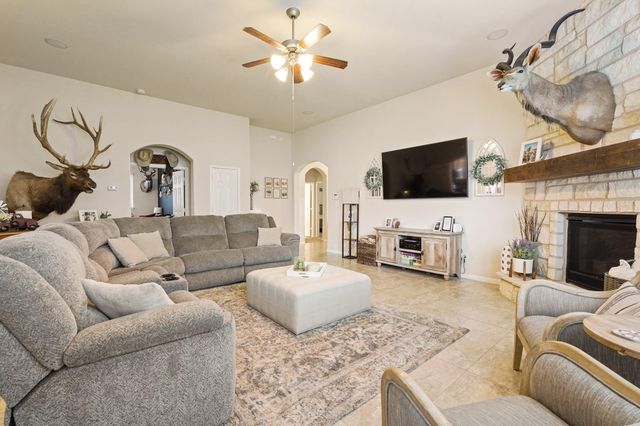 2027 Wembley Way, Rosenberg, TX 77471