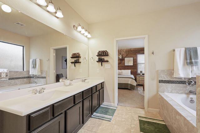 2027 Wembley Way, Rosenberg, TX 77471