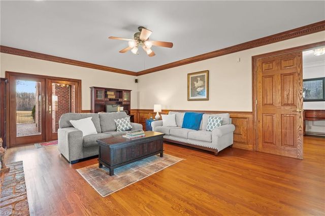 8350 Holler Farm Road, Clemmons, NC 27012