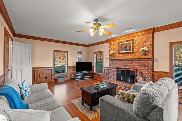 8350 Holler Farm Road, Clemmons, NC 27012