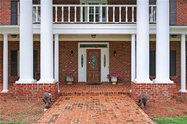 8350 Holler Farm Road, Clemmons, NC 27012