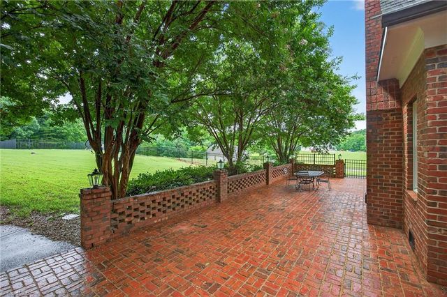 8350 Holler Farm Road, Clemmons, NC 27012