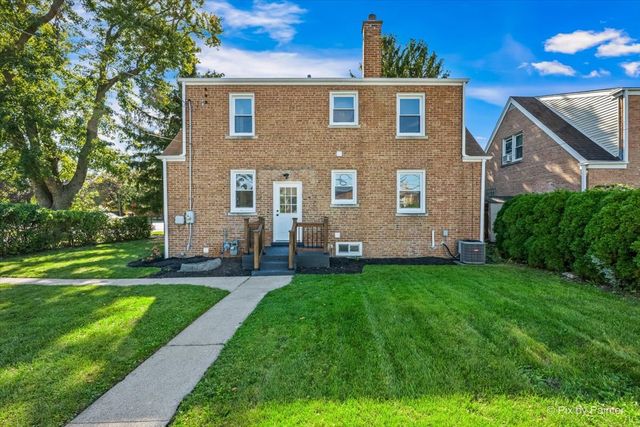 7232 W Oakton Street, Niles, IL 60714