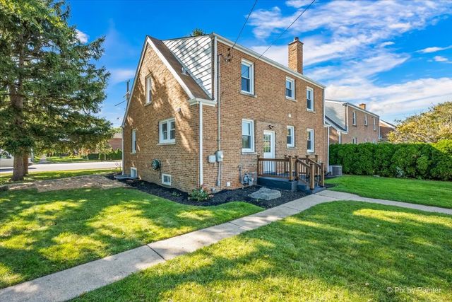 7232 W Oakton Street, Niles, IL 60714