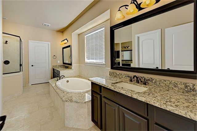 126 Hearthshire Circle, The Woodlands, TX 77354