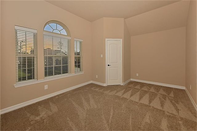 126 Hearthshire Circle, The Woodlands, TX 77354