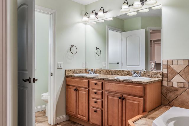 3420 W Cook Road, Fort Wayne, IN 46818