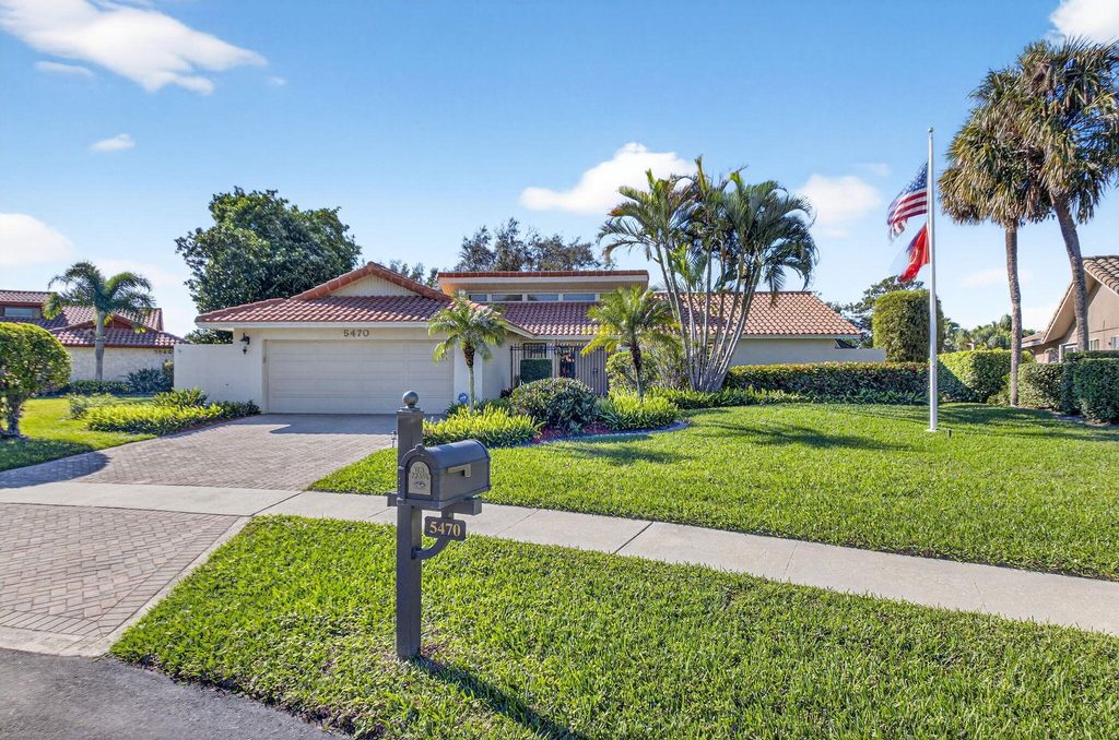 Image 2 of property listing at 5470 NW 3rd Terrace, Boca Raton, FL 33487