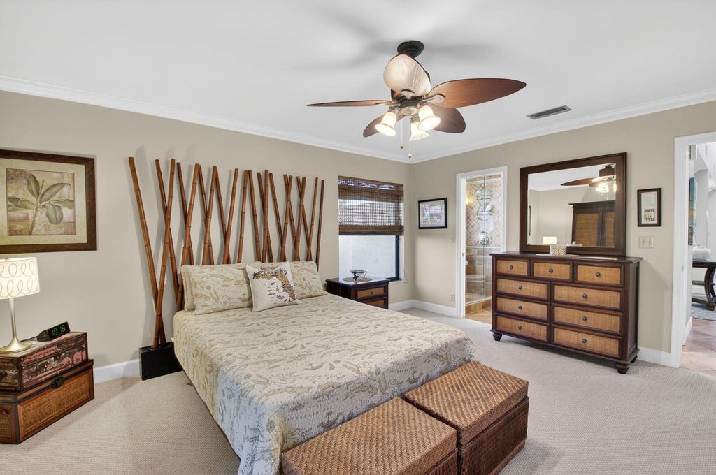 Image 37 of property listing at 5470 NW 3rd Terrace, Boca Raton, FL 33487