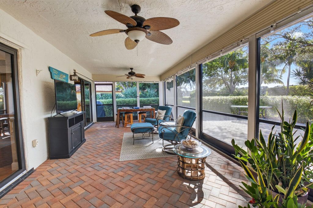 Image 43 of property listing at 5470 NW 3rd Terrace, Boca Raton, FL 33487