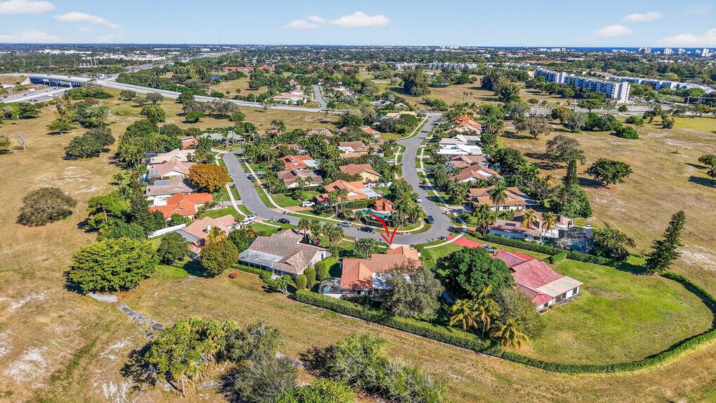 Image 63 of property listing at 5470 NW 3rd Terrace, Boca Raton, FL 33487