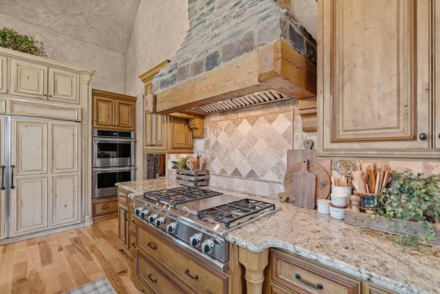 2332 N Farm Road 231, Strafford, MO 65757