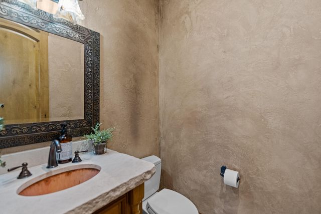 2332 N Farm Road 231, Strafford, MO 65757