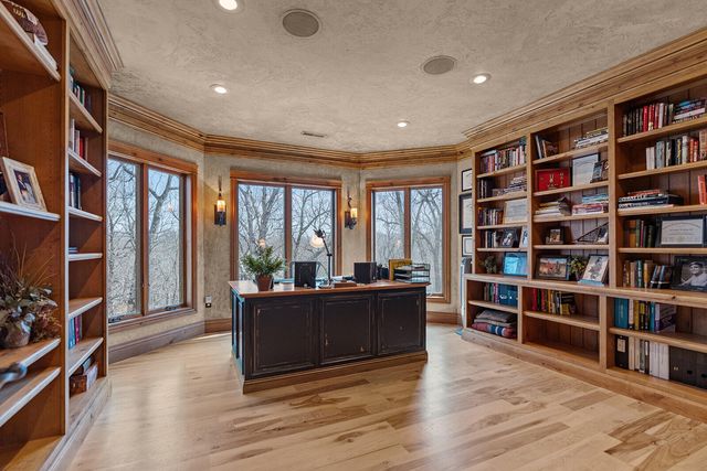 2332 N Farm Road 231, Strafford, MO 65757