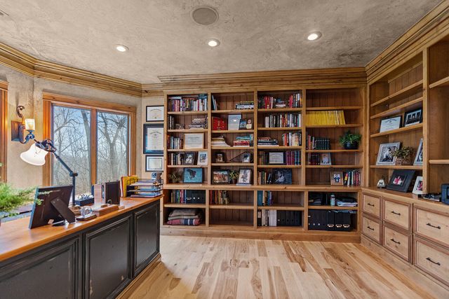 2332 N Farm Road 231, Strafford, MO 65757