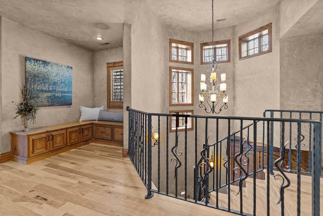 2332 N Farm Road 231, Strafford, MO 65757