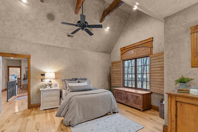 2332 N Farm Road 231, Strafford, MO 65757