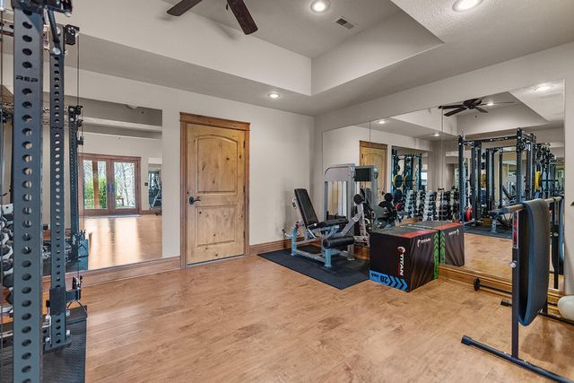 2332 N Farm Road 231, Strafford, MO 65757