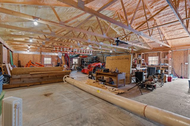 2332 N Farm Road 231, Strafford, MO 65757